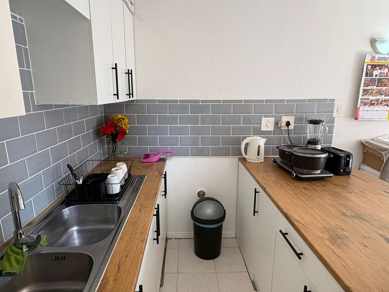 1 Bedroom Property for Sale in Fish Hoek Western Cape